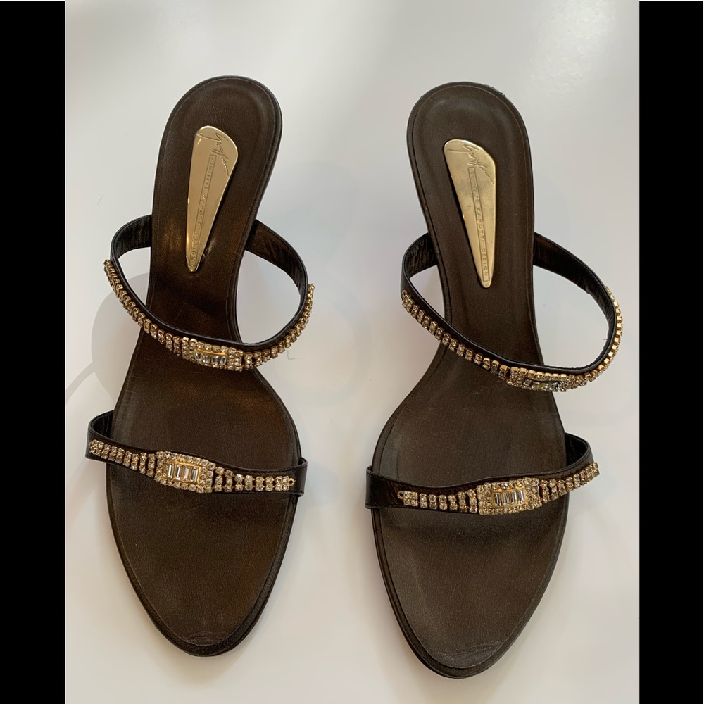 GUISSEPE ZANOTTI